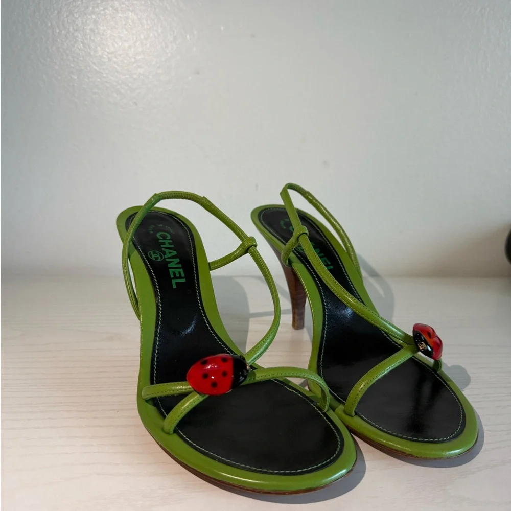 CHANEL women green